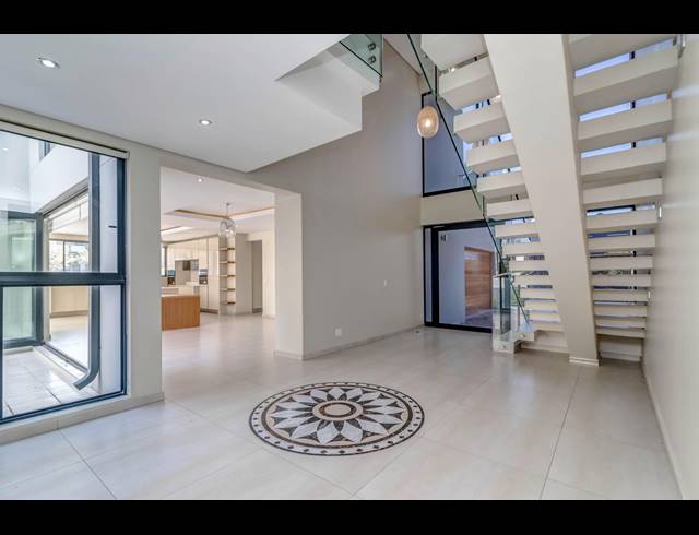 5 BEDROOM GATED ESTATE FOR SALE IN STEYN CITY